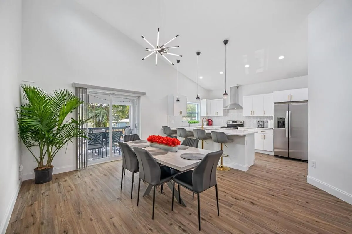 度假居 Luxury 3 Bdrm Home - Busch Gardens - Fairgrounds 坦帕 美国