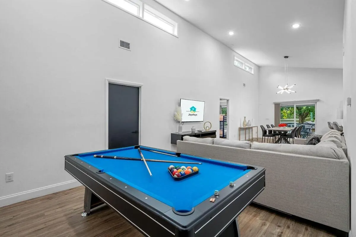Luxury 3 Bdrm Home - Busch Gardens - Fairgrounds 坦帕