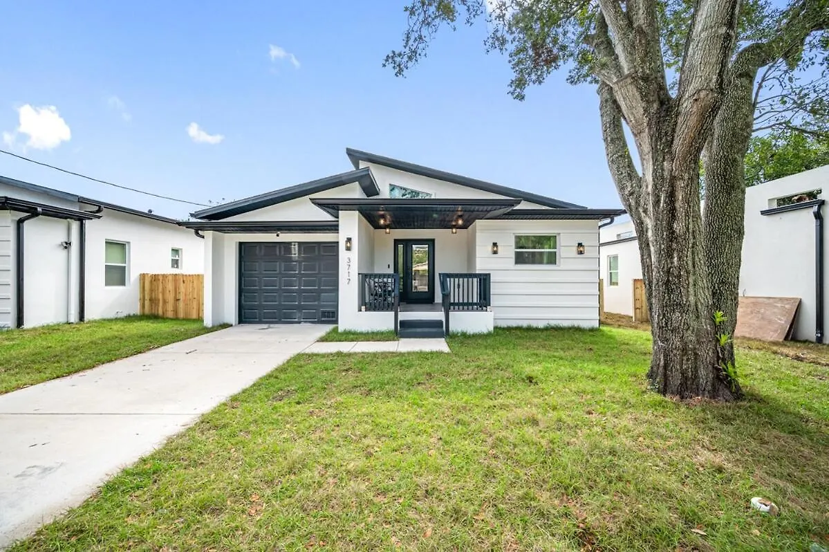 Luxury 3 Bdrm Home - Busch Gardens - Fairgrounds 坦帕 0*,