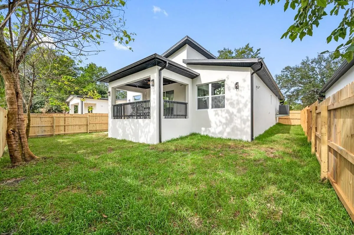 Luxury 3 Bdrm Home - Busch Gardens - Fairgrounds 坦帕
